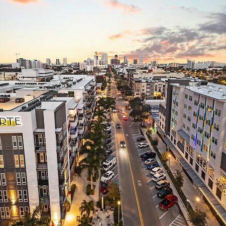 Tropicana Field 2 Bed In Dwtwn With Free Parking Lejlighed Saint Petersburg Eksteriør billede