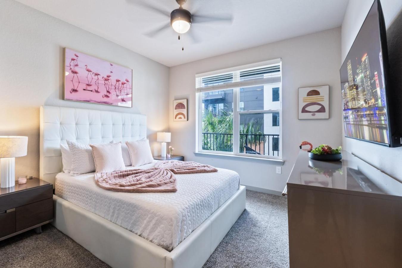 Tropicana Field 2 Bed In Dwtwn With Free Parking Lejlighed Saint Petersburg Eksteriør billede