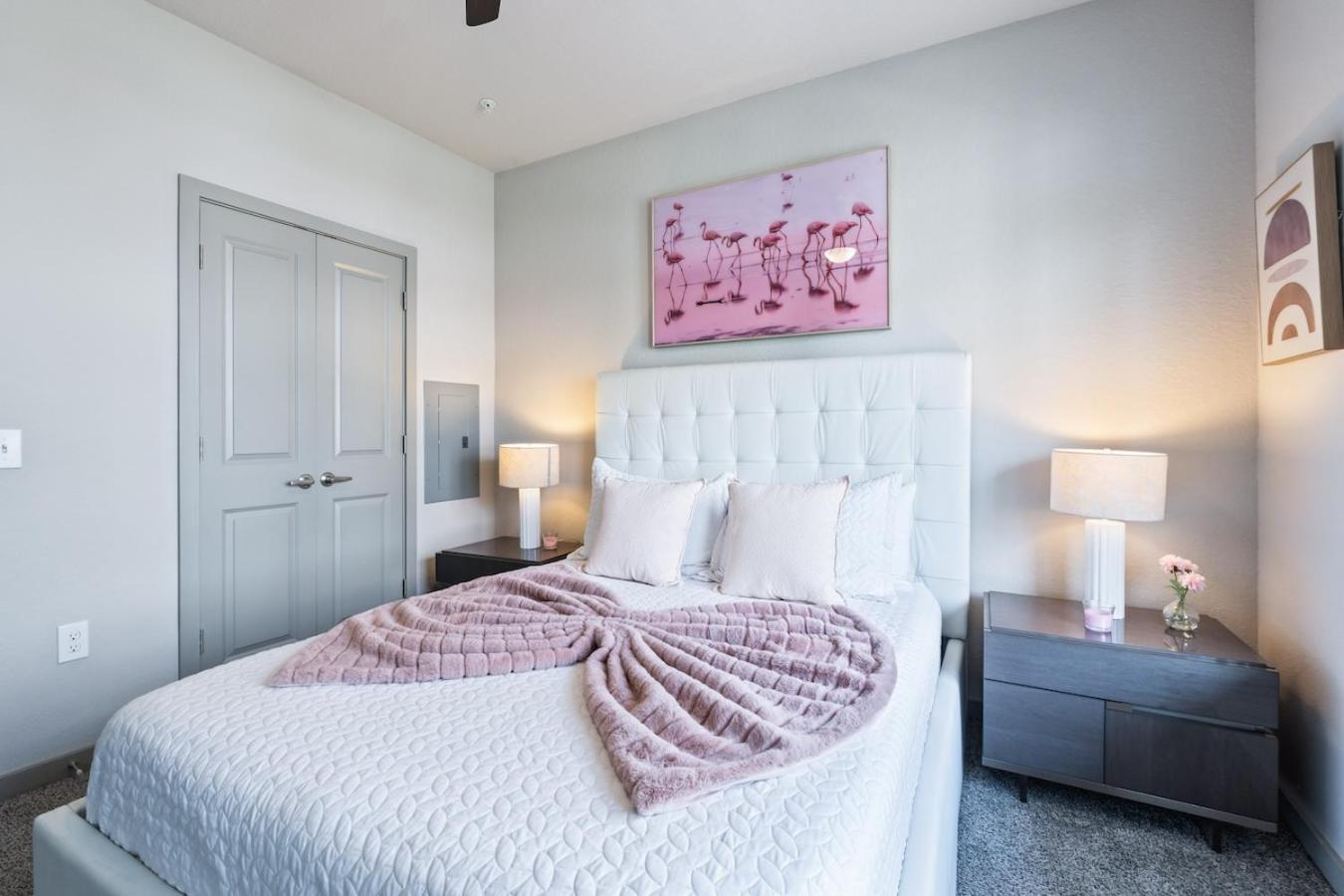 Tropicana Field 2 Bed In Dwtwn With Free Parking Lejlighed Saint Petersburg Eksteriør billede