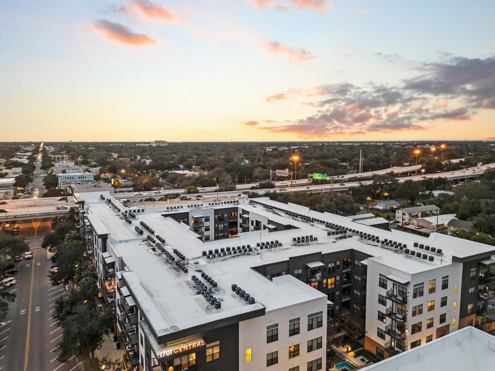 Tropicana Field 2 Bed In Dwtwn With Free Parking Lejlighed Saint Petersburg Eksteriør billede
